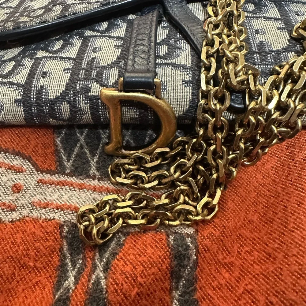 Dior Small Saddle Pouch with Chain - Picture 7 of 15